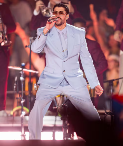 Bad Bunny - DeBÍ TiRAR MáS FOToS World Tour - Cierre de Gira
